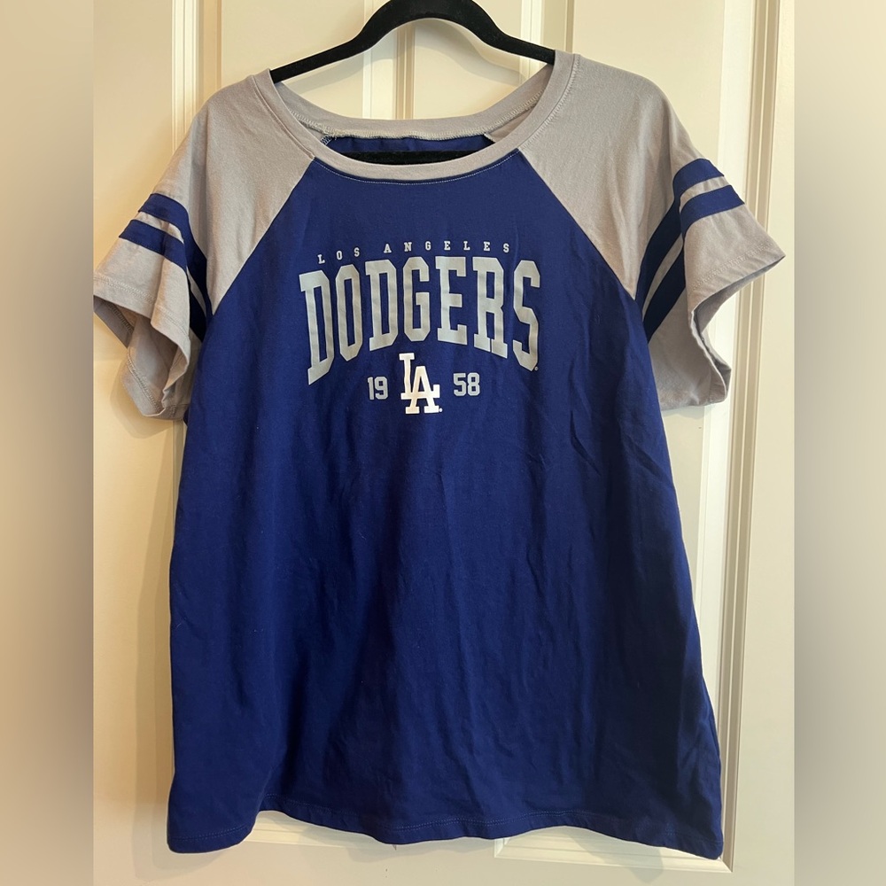 Torrid new era dodgers t shirt.